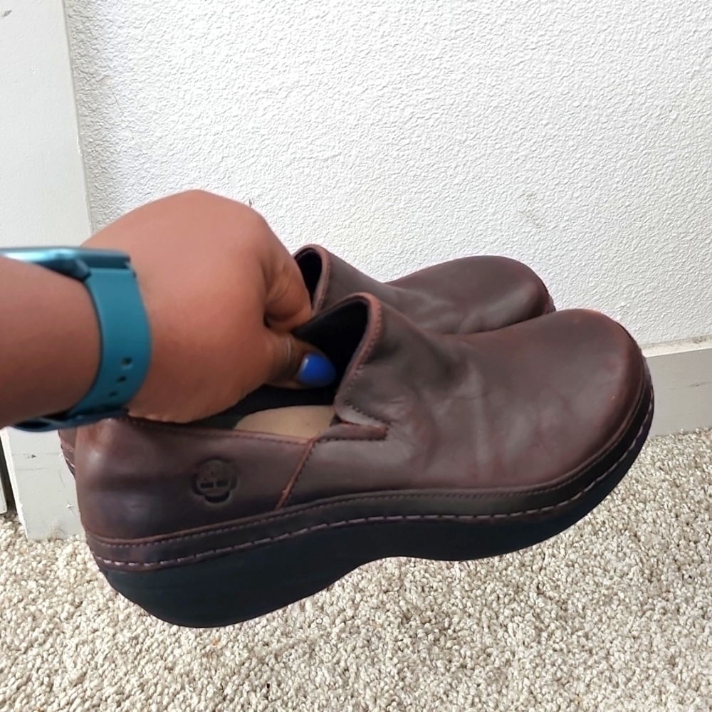 Timberland pro anti fatigue leather clogs